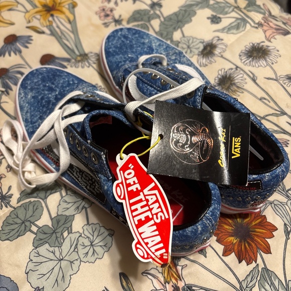 Cobra Kai Vans Size 7 - Picture 1 of 4